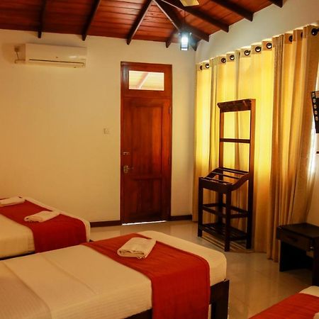 Queens Lodge Kandy Zewnętrze zdjęcie