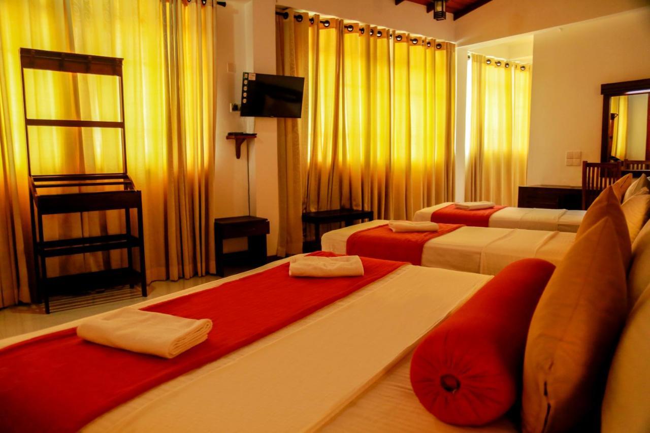 Queens Lodge Kandy Zewnętrze zdjęcie