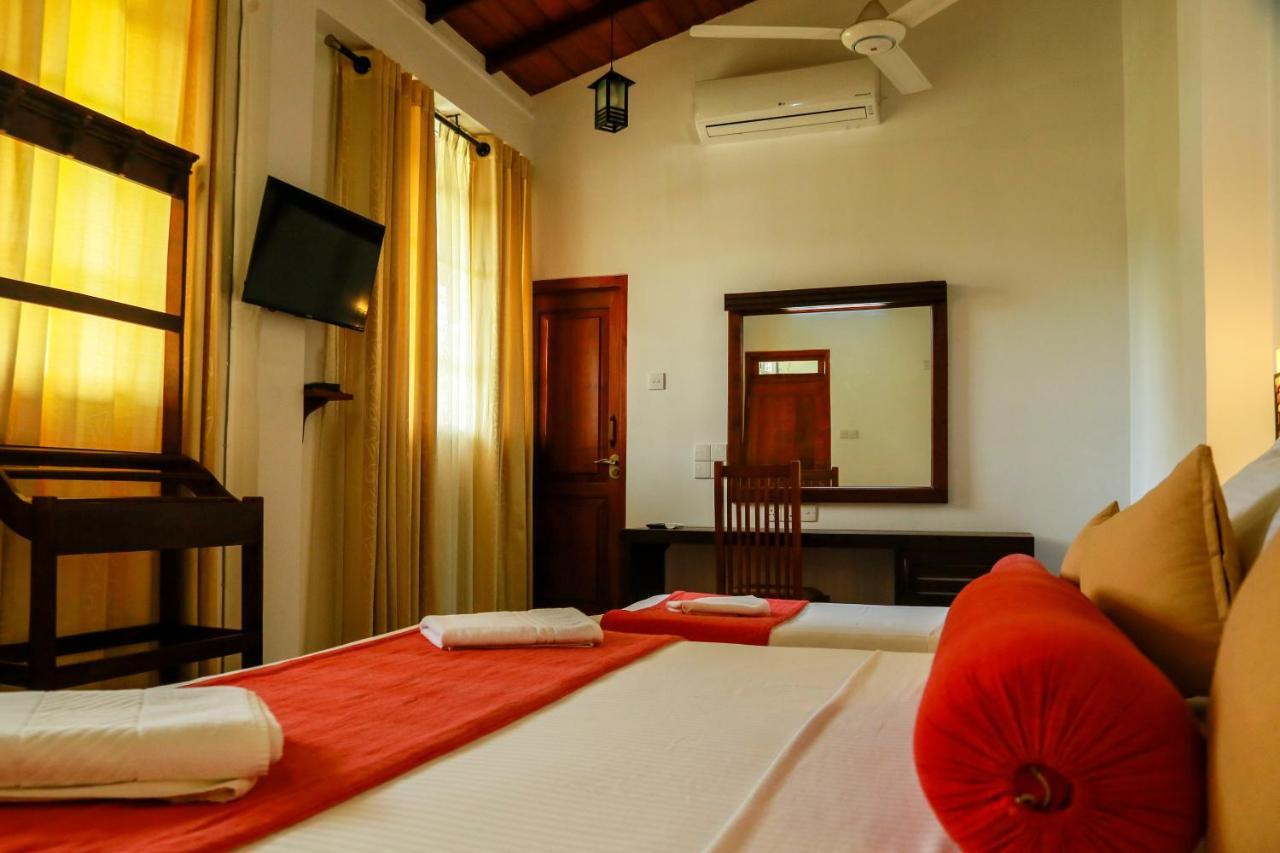 Queens Lodge Kandy Zewnętrze zdjęcie