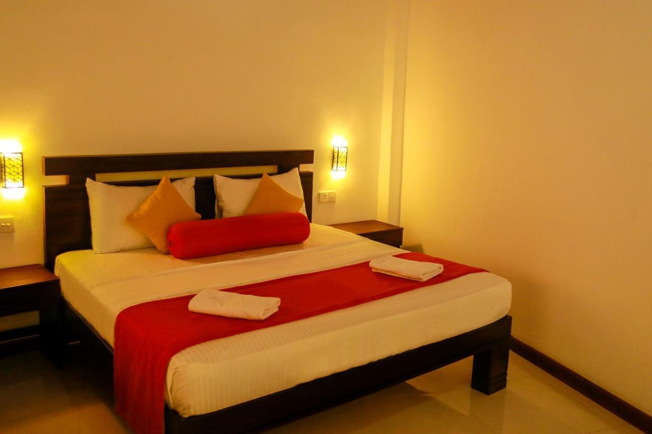 Queens Lodge Kandy Zewnętrze zdjęcie