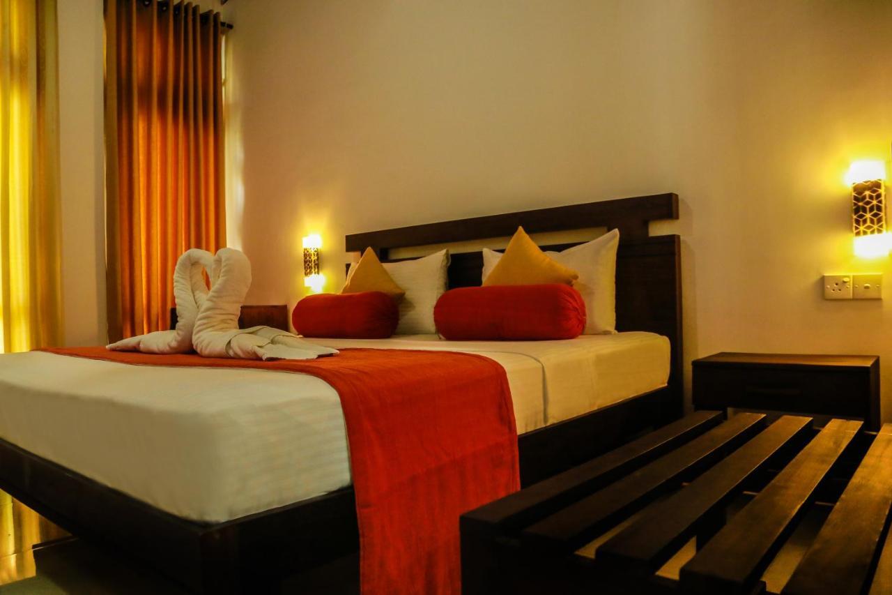 Queens Lodge Kandy Zewnętrze zdjęcie