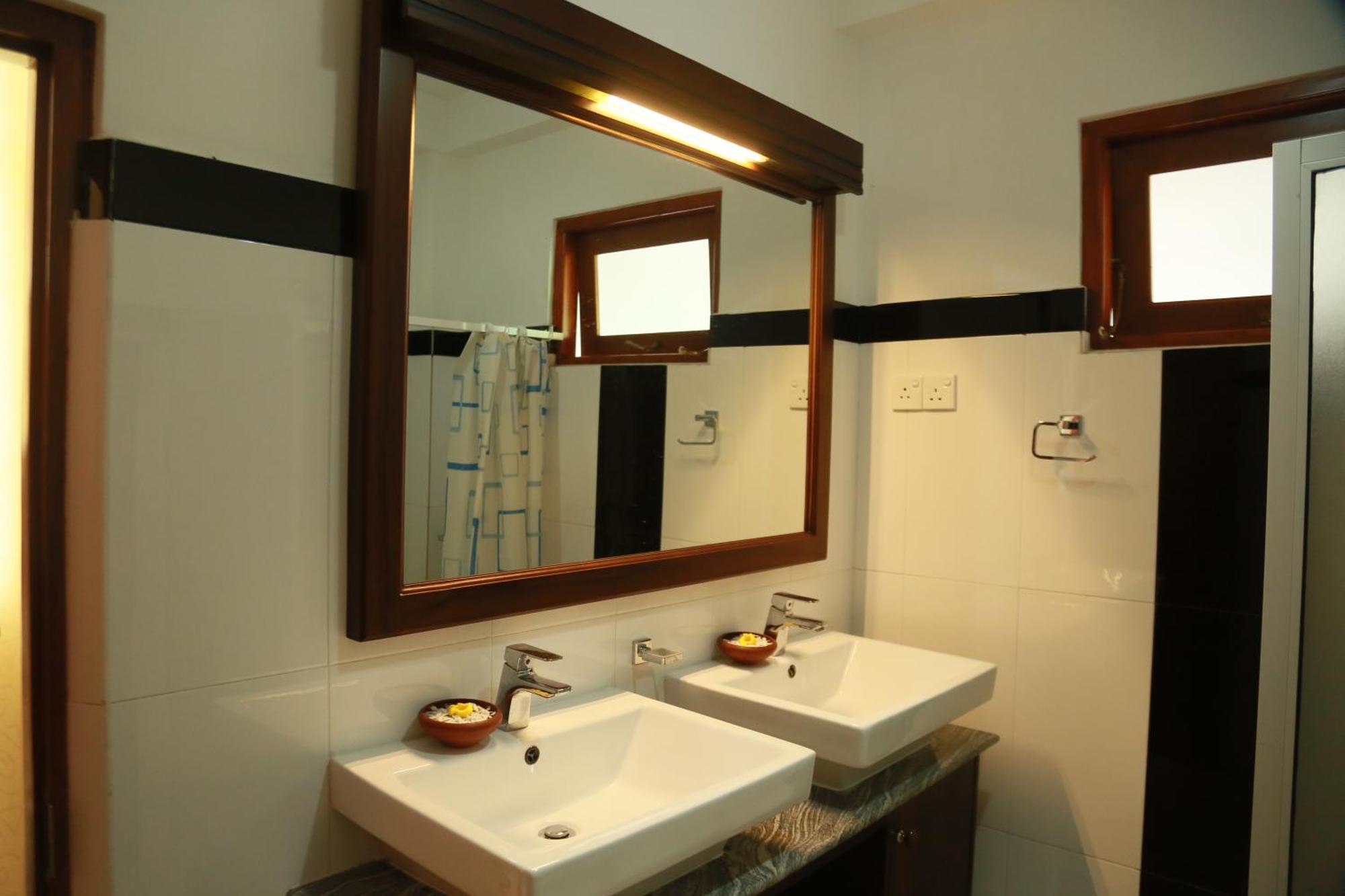 Queens Lodge Kandy Zewnętrze zdjęcie